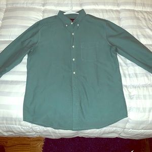 Long sleeve American eagle dress shirt.